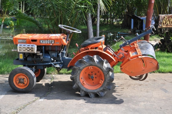 ขายรถไถ KUBOTA B5000Eเข้าร่องได้  สวยเดิมจากญี่ปุ่นยังไม่เคยใช้ในไทย ราคาเร้าใจ