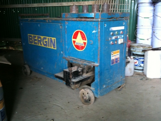 ขายเครื่องดัด-ตัด เหล็กตัวใหญ่ ใช้งานดี ยี่ห้อ BERGIN ขายเครื่องดัด-ตัด เหล็กตัวใหญ่ ใช้งานดี ยี่ห้อ BERGIN