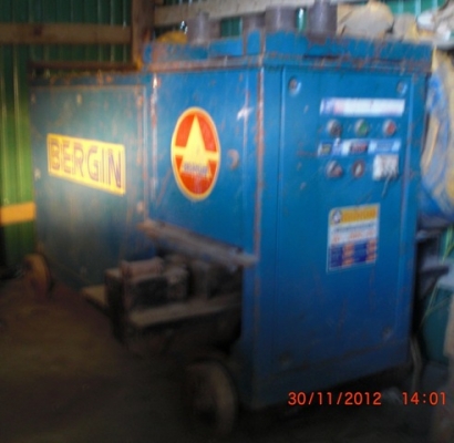 ขายเครื่องดัด-ตัด เหล็กตัวใหญ่ ใช้งานดี ยี่ห้อ BERGIN ขายเครื่องดัด-ตัด เหล็กตัวใหญ่ ใช้งานดี ยี่ห้อ BERGIN