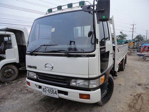 ขายรถบรรทุกFC4Jทำสีเป็นสมอทองแล้ว(เจ้าของเก่าทำมาครับ)