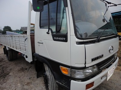 ขายรถบรรทุกFC4Jทำสีเป็นสมอทองแล้ว(เจ้าของเก่าทำมาครับ)