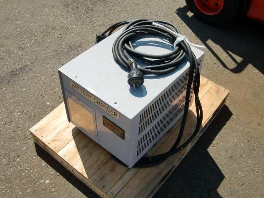 ขายฟอร์คลิฟต์ส LINDE E20P-02  BATTERY  2.0 TON  AT  เสายกสูง 4 M   แท้จากญี่ปุ่น ขอบคุณพี่ปรีชากร จ.ขอนแก่น