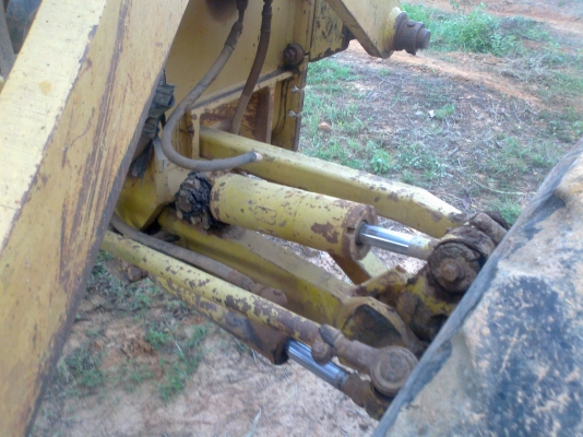 รถเกรดเจ้าของขายเอง ยุทธพล 089-717-6464 CAT 140G