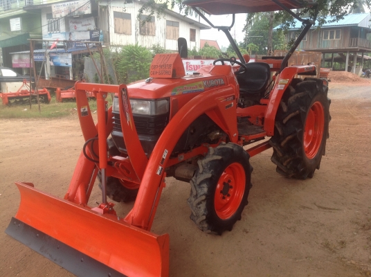 ปัญญาแทรคเตอร์มาแล้ว...นางฟ้า ครับ คูโบต้า L4508 พร้อม ใบมีดคานบนรุ่นใหม่ SD180 , ผาน 6x24