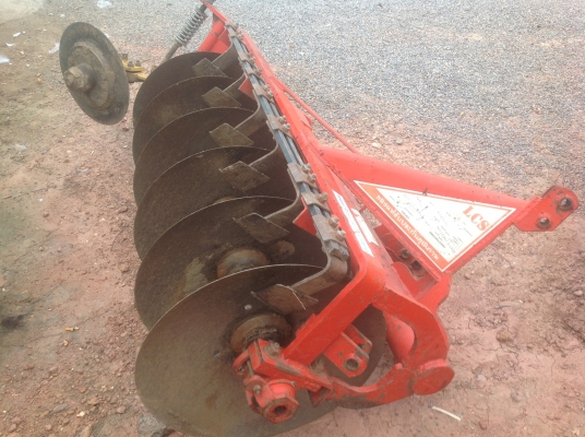 ปัญญาแทรคเตอร์มาแล้ว...นางฟ้า ครับ คูโบต้า L4508 พร้อม ใบมีดคานบนรุ่นใหม่ SD180 , ผาน 6x24