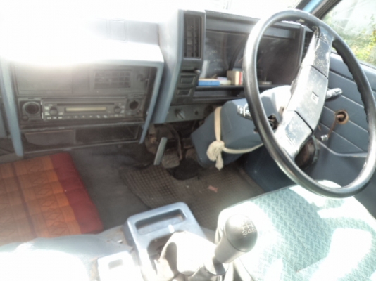 ขายรถอีซูซุ115แรงม้า สภาพสวยๆพร้อมใช้งานคับ