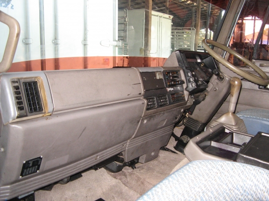 ขาย 6 ล้อ อีซูซุ 195 แรง ยาว 7.00 ม. ปี 1995 สภาพสวยจัด เครื่องแน่น คัสซีสวยกิ๊ป พร้อมใช้ สนใจชมรถก่อนได้ครับ