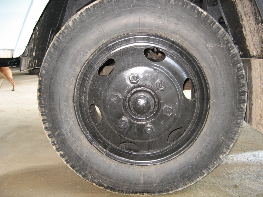 ขาย 6 ล้อ อีซูซุ 195 แรง ยาว 7.00 ม. ปี 1995 สภาพสวยจัด เครื่องแน่น คัสซีสวยกิ๊ป พร้อมใช้ สนใจชมรถก่อนได้ครับ