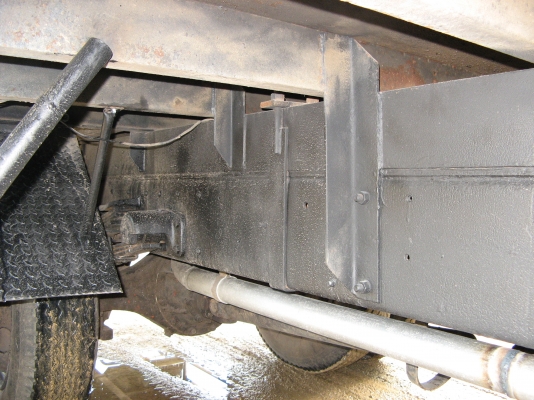 ขาย 6 ล้อ อีซูซุ 195 แรง ยาว 7.00 ม. ปี 1995 สภาพสวยจัด เครื่องแน่น คัสซีสวยกิ๊ป พร้อมใช้ สนใจชมรถก่อนได้ครับ