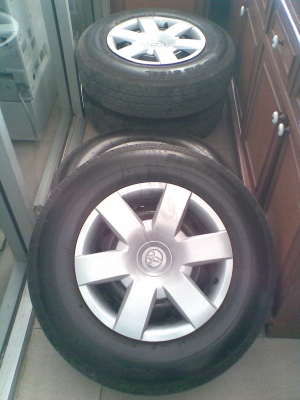 ขายยางรถตู้ป้ายแดง