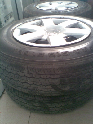 ขายยางรถตู้ป้ายแดง ขายยางรถตู้ป้ายแดง