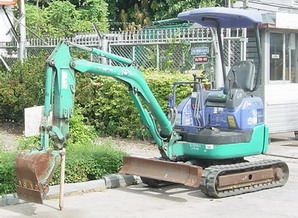 รถขุดเล็กพร้อมสายหัวเจาะ ใช้เจาะได้ ,ขุดได้ ,ดันได้ รถนอกแท้สภาพสวย ขายถูกๆ โทร.02-9409240-4
