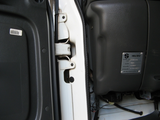 ขาย 6 ล้อ อีซูซุเดก้าดัมพ์สามมิตร แม็กโหลด 200 แรง ยาว 4.80 ม.ปี 2007 พร้อมใช้งาน สภาพกว่า 90 \% สวยกิ๊ป ๆ เครื่องแน่น คัสซีสวย รถใช้น้อย สนใจชมรถก่อนได้ครับ