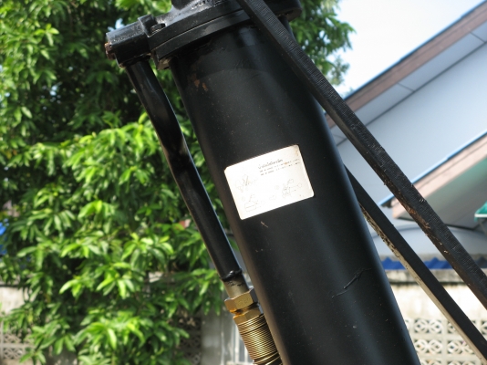 ขาย 6 ล้อ อีซูซุเดก้าดัมพ์สามมิตร แม็กโหลด 200 แรง ยาว 4.80 ม.ปี 2007 พร้อมใช้งาน สภาพกว่า 90 \% สวยกิ๊ป ๆ เครื่องแน่น คัสซีสวย รถใช้น้อย สนใจชมรถก่อนได้ครับ