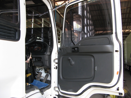 ขาย 6 ล้อ อีซูซุเดก้าดัมพ์สามมิตร แม็กโหลด 200 แรง ยาว 4.80 ม.ปี 2007 พร้อมใช้งาน สภาพกว่า 90 \% สวยกิ๊ป ๆ เครื่องแน่น คัสซีสวย รถใช้น้อย สนใจชมรถก่อนได้ครับ