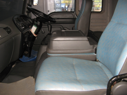 ขาย 6 ล้อ อีซูซุเดก้าดัมพ์สามมิตร แม็กโหลด 200 แรง ยาว 4.80 ม.ปี 2007 พร้อมใช้งาน สภาพกว่า 90 \% สวยกิ๊ป ๆ เครื่องแน่น คัสซีสวย รถใช้น้อย สนใจชมรถก่อนได้ครับ