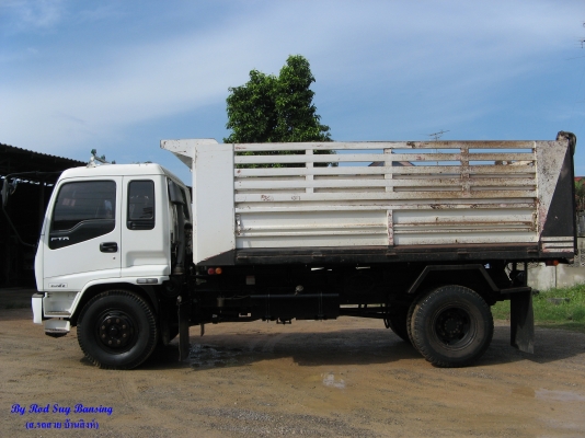 ขาย 6 ล้อ อีซูซุเดก้าดัมพ์สามมิตร แม็กโหลด 200 แรง ยาว 4.80 ม.ปี 2007 พร้อมใช้งาน สภาพกว่า 90 \% สวยกิ๊ป ๆ เครื่องแน่น คัสซีสวย รถใช้น้อย สนใจชมรถก่อนได้ครับ