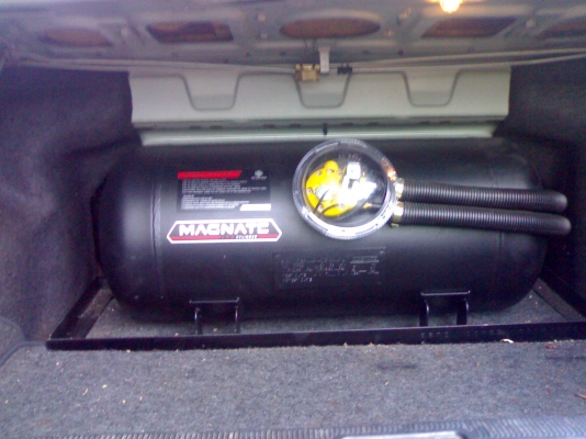 ขายโตโยต้าท้ายโด่งปี93 เครื่อง1600 เกียร์ธรรมา ติดแก๊สหัวฉีด ลดเหลือ105000คับ