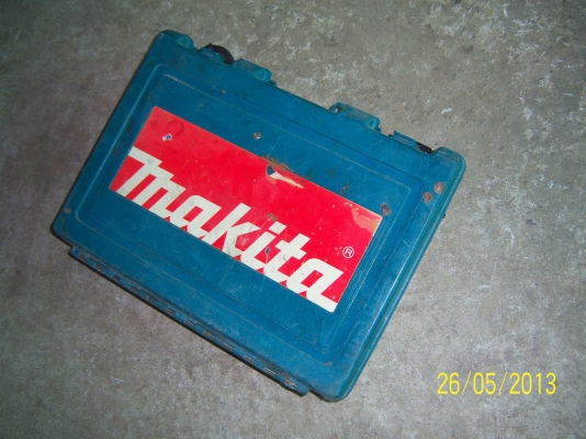 สว่าน makita  3 ระบบ + กล่อง