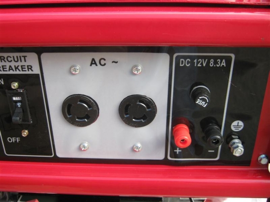 ขายเครื่องปั่นไฟราคาถูก 5 KVA . สตาร์ทมือครับ