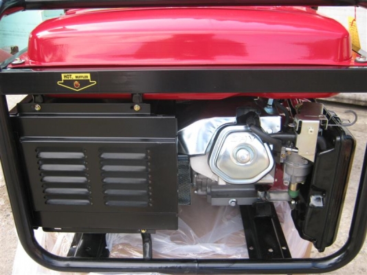 ขายเครื่องปั่นไฟราคาถูก 5 KVA . สตาร์ทมือครับ