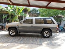 ขายรถหายากมากๆ ไม่ค่อยมีใครปล่อยง่ายๆนานๆเจอที NISSAN TERRANOโฟล์วิลปี94สภาพสวยมากๆ เจ้าของใช้ถนอมมากสอาดทั้งภายในภายนอก เหมาะคนรักรถออฟโลด