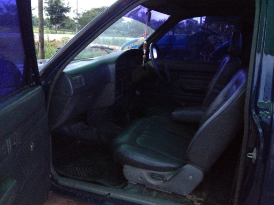 ไมตี้เอ็กกระบะตอนเดียว