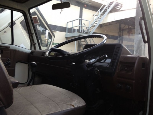 รถฮีโน่ 6 ล้อ KM779  รั้ว  117 แรงม้า  ( มีขาย 2 คัน คู่ )  สนใจติดต่อ 081 - 6079515