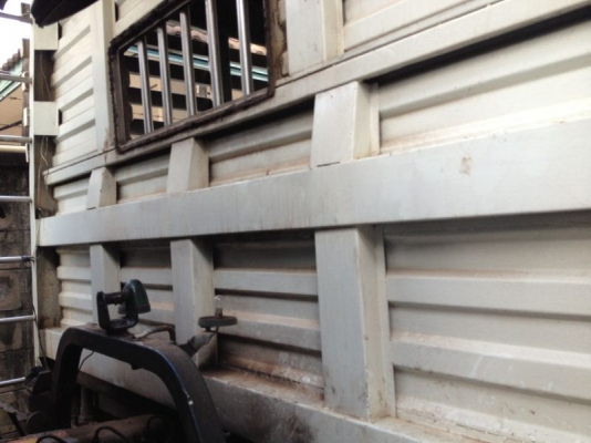 รถฮีโน่ 6 ล้อ KM779  รั้ว  117 แรงม้า  ( มีขาย 2 คัน คู่ )  สนใจติดต่อ 081 - 6079515