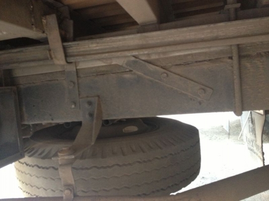 รถฮีโน่ 6 ล้อ KM779  รั้ว  117 แรงม้า  ( มีขาย 2 คัน คู่ )  สนใจติดต่อ 081 - 6079515