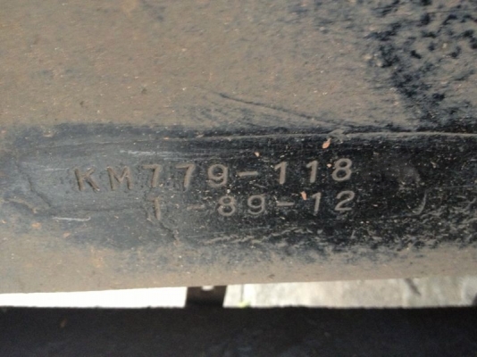 รถฮีโน่ 6 ล้อ KM779  รั้ว  117 แรงม้า  ( มีขาย 2 คัน คู่ )  สนใจติดต่อ 081 - 6079515