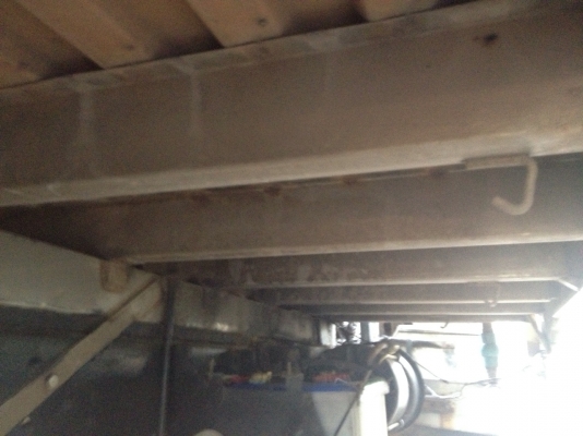 รถฮีโน่ 6 ล้อ KM779  รั้ว  117 แรงม้า  ( มีขาย 2 คัน คู่ )  สนใจติดต่อ 081 - 6079515