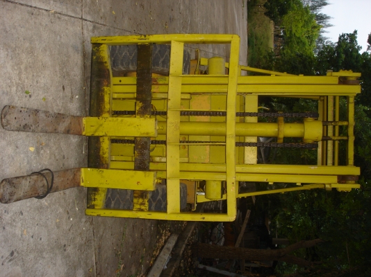 FORK LIFT  KOMATSU   FD35-2  เสาสูง3 เมตร 3.5ตัน