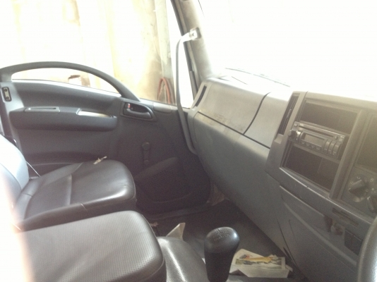 ขาย ISUZU FTRหัวโรโบคอบ CNG ห้างแท้ออกตรีเพชรปี 53 ตู้แห้ง10บาน