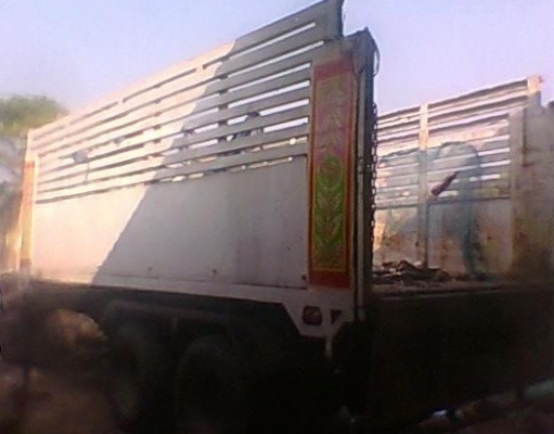 HINO KT 725 - 168 HP EH700 สิบล้อดั๊มพ์ 2 เพลา กระบะดั๊มพ์คอกเหล็ก 12 ตันฝาข้างแผ่นเรียบ เครื่องแรงดีเดิมๆ หัวเก๋งไฮเทคสวยจัดภายในคอนโซลครบพร้อม แอร์เย็น พวงมาลัยเพาเวอร์ เบรคทริ๊ปฟี้ ช่วงล่างคัชซีสวย ยางสภาพดี 70\% พร้อมบรรทุกพร้อมใช้งาน เอกสารเล่มทะเบียน HINO KT 725 - 168 HP EH700 สิบล้อดั๊มพ์ 2 เพลา กระบะดั๊มพ์คอกเหล็ก 12 ตันฝาข้างแผ่นเรียบ เครื่องแรงดีเดิมๆ หัวเก๋งไฮเทคสวยจัดภายในคอนโซลครบพร้อม แอร์เย็น พวงมาลัยเพาเวอร์ เบรคทริ๊ปฟี้ ช่วงล่างคัชซีสวย ยางสภาพดี 70\% พร้อมบรรทุกพร้อมใช้งาน เอกสารเล่มทะเบียน