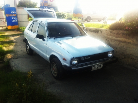 ไดฮัทสุ  ชาแรด 38000