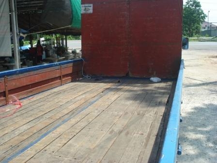 ขาย HINO 6 ล้อ KM779 เครื่อง WO4D 117 แรงม้า ยาว 5.50 เมตร ขาย HINO 6 ล้อ KM779 เครื่อง WO4D 117 แรงม้า ยาว 5.50 เมตร