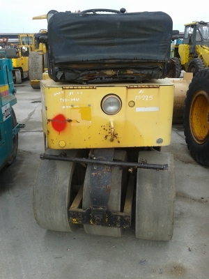 รถบดล้อยาง  SAKAI  TS31