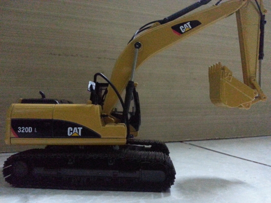 cat 320D L รายละเอียดโมเดลสวยคับ เหมาะกับการเก็บสะสมหรือตั้งโชว์คับ ขยับได้เหมือนจริงทุกส่วนคับ ทำจากเหล็กทั้งคัน สนใจโทรสอบถามได้ตลอดทุกเวลาคับ พร้อมส่งคับเหลืออีก2ชิ้นคับ cat 320D L รายละเอียดโมเดลสวยคับ เหมาะกับการเก็บสะสมหรือตั้งโชว์คับ ขยับได้เหมือนจริงทุกส่วนคับ ทำจากเหล็กทั้งคัน สนใจโทรสอบถามได้ตลอดทุกเวลาคับ พร้อมส่งคับเหลืออีก2ชิ้นคับ
