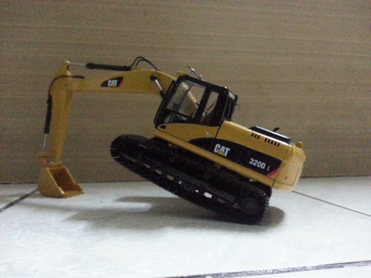 cat 320D L รายละเอียดโมเดลสวยคับ เหมาะกับการเก็บสะสมหรือตั้งโชว์คับ ขยับได้เหมือนจริงทุกส่วนคับ ทำจากเหล็กทั้งคัน สนใจโทรสอบถามได้ตลอดทุกเวลาคับ พร้อมส่งคับเหลืออีก2ชิ้นคับ cat 320D L รายละเอียดโมเดลสวยคับ เหมาะกับการเก็บสะสมหรือตั้งโชว์คับ ขยับได้เหมือนจริงทุกส่วนคับ ทำจากเหล็กทั้งคัน สนใจโทรสอบถามได้ตลอดทุกเวลาคับ พร้อมส่งคับเหลืออีก2ชิ้นคับ