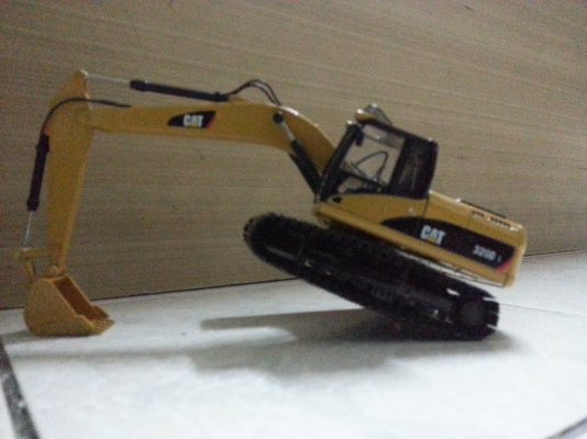 cat 320D L รายละเอียดโมเดลสวยคับ เหมาะกับการเก็บสะสมหรือตั้งโชว์คับ ขยับได้เหมือนจริงทุกส่วนคับ ทำจากเหล็กทั้งคัน สนใจโทรสอบถามได้ตลอดทุกเวลาคับ พร้อมส่งคับเหลืออีก2ชิ้นคับ cat 320D L รายละเอียดโมเดลสวยคับ เหมาะกับการเก็บสะสมหรือตั้งโชว์คับ ขยับได้เหมือนจริงทุกส่วนคับ ทำจากเหล็กทั้งคัน สนใจโทรสอบถามได้ตลอดทุกเวลาคับ พร้อมส่งคับเหลืออีก2ชิ้นคับ