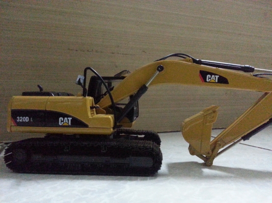 cat 320D L รายละเอียดโมเดลสวยคับ เหมาะกับการเก็บสะสมหรือตั้งโชว์คับ ขยับได้เหมือนจริงทุกส่วนคับ ทำจากเหล็กทั้งคัน สนใจโทรสอบถามได้ตลอดทุกเวลาคับ พร้อมส่งคับเหลืออีก2ชิ้นคับ cat 320D L รายละเอียดโมเดลสวยคับ เหมาะกับการเก็บสะสมหรือตั้งโชว์คับ ขยับได้เหมือนจริงทุกส่วนคับ ทำจากเหล็กทั้งคัน สนใจโทรสอบถามได้ตลอดทุกเวลาคับ พร้อมส่งคับเหลืออีก2ชิ้นคับ