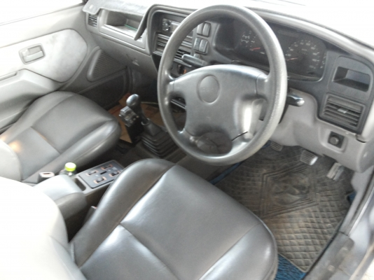 ขายแวน isuzu tripper ถูกๆ