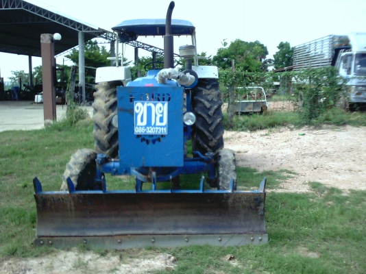 รถไถฟอร์ด 6600