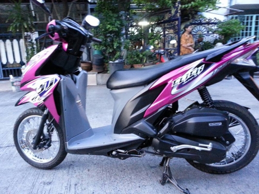 ขาย HONDA CLICK 125 I ปี 2012 สภาพ เดิมๆ สวยๆ คับ สี ชมพู ดำ