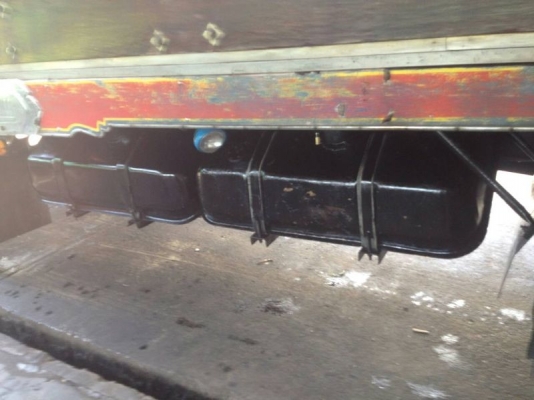 รถฮีโน่ 10 ล้อ รั้ว FL3H 195 แรงม้า สนใจติดต่อ 081 - 6079515 รถฮีโน่ 10 ล้อ รั้ว FL3H 195 แรงม้า สนใจติดต่อ 081 - 6079515