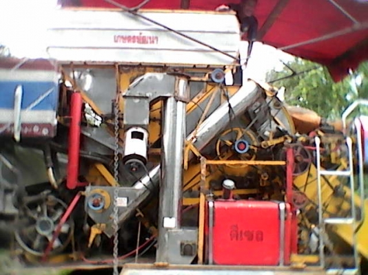 ขายจ้าวช้างปี 50 ยกชุด รถเกี่ยวมัดจำแล้วครับ  เหลือเทลเลอร์ครับ
