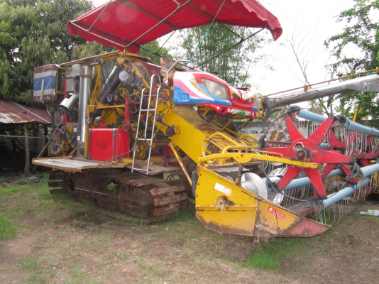 ขายจ้าวช้างปี 50 ยกชุด รถเกี่ยวมัดจำแล้วครับ  เหลือเทลเลอร์ครับ