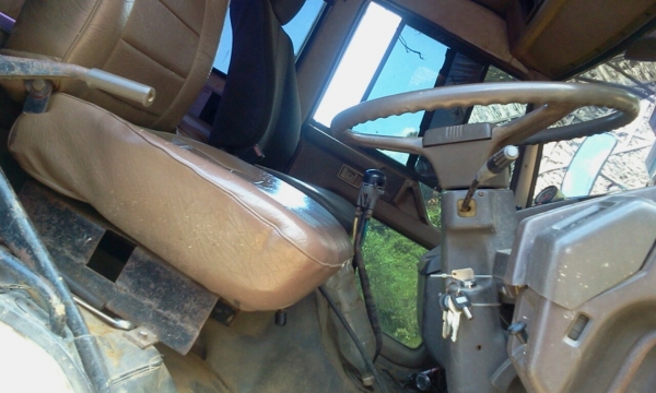 HINO FM3M 240 แรงม้า มีเล่มพร้อมโอน เดิมราคา  1,150,000 บาท