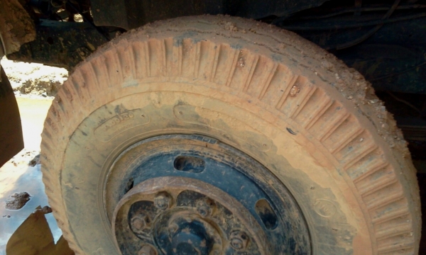 HINO FM3M 240 แรงม้า มีเล่มพร้อมโอน เดิมราคา  1,150,000 บาท